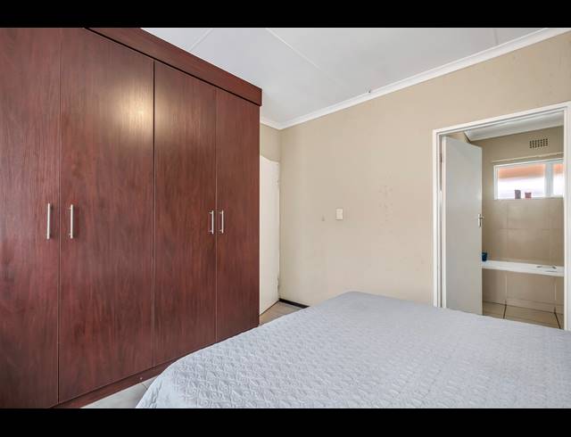 1 BEDROOM APARTMENT FOR SALE IN FERNDALE